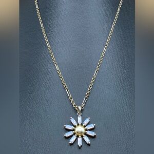 Kendra Scott Madison Daisy Pendant Necklace Pink Opal Crystal Gold-Tone